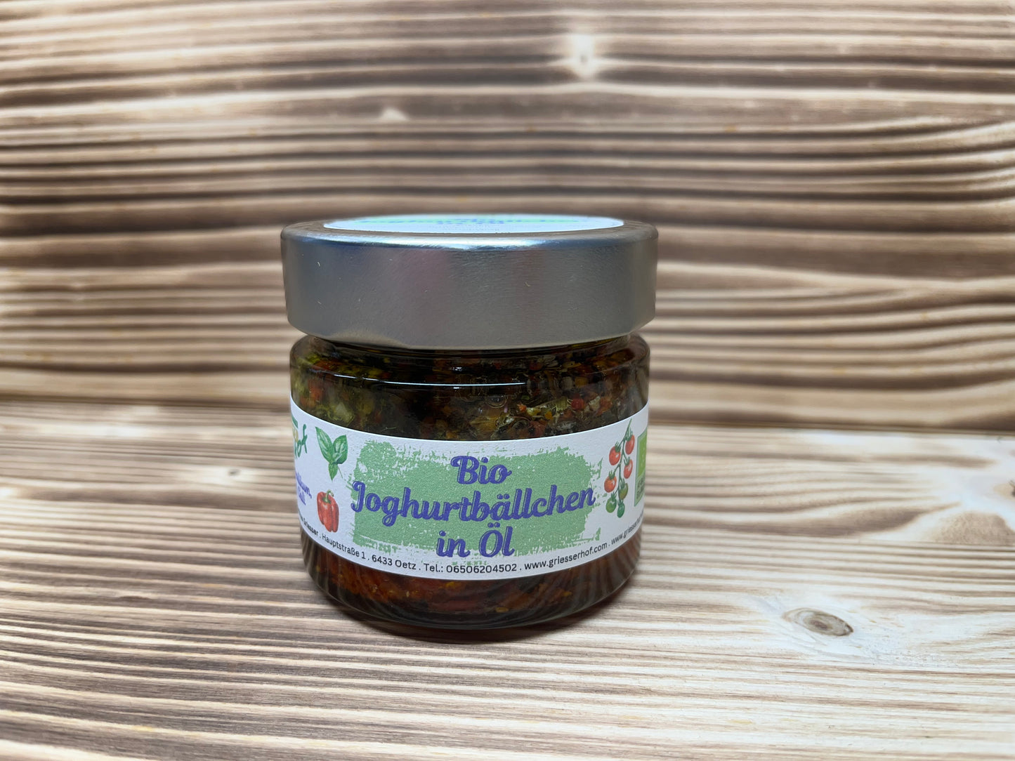 Bio-Joghurtbällchen in Öl